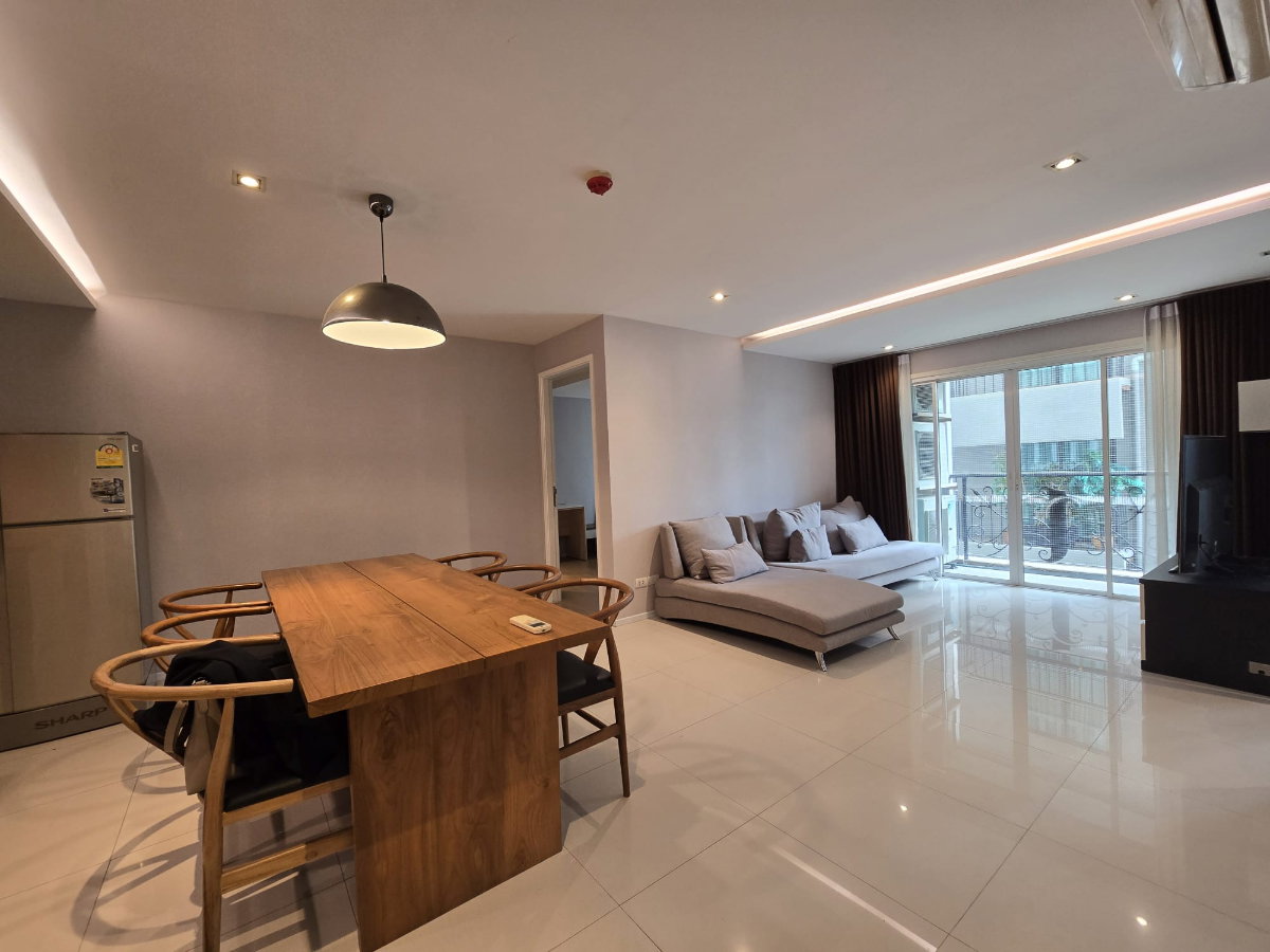 picture 3 Bed 3 Bath Ekkamai Welcome Pets - 6/14