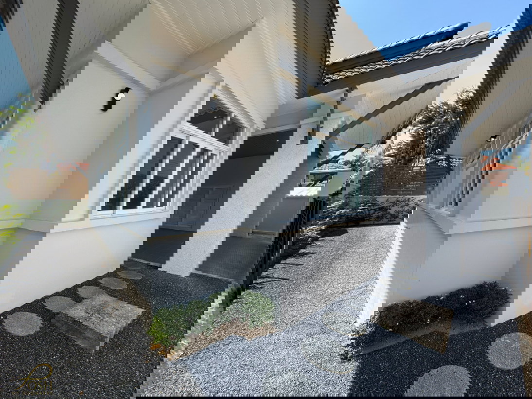 รูป บ้านเดี่ยวรีโนเวทใหม่ ทำเลใกล้อนุสาวรีย์ และโรบินสันไลฟ์สไตล์เพียง 2 นาที หมู่บ้าน เดอะวัลเลย์ ม่าหนิก ถลาง - รูปที่ 33/42