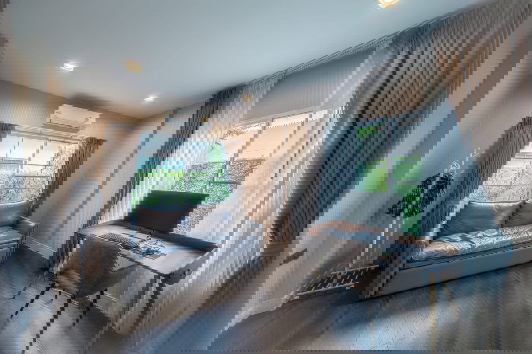 picture Nantawan Ramintra-Paholyothin 50 - 6/19