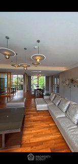 รูปภาพ 3-BR Condo at Domus Condominium near BTS Asok (ID 2731353)