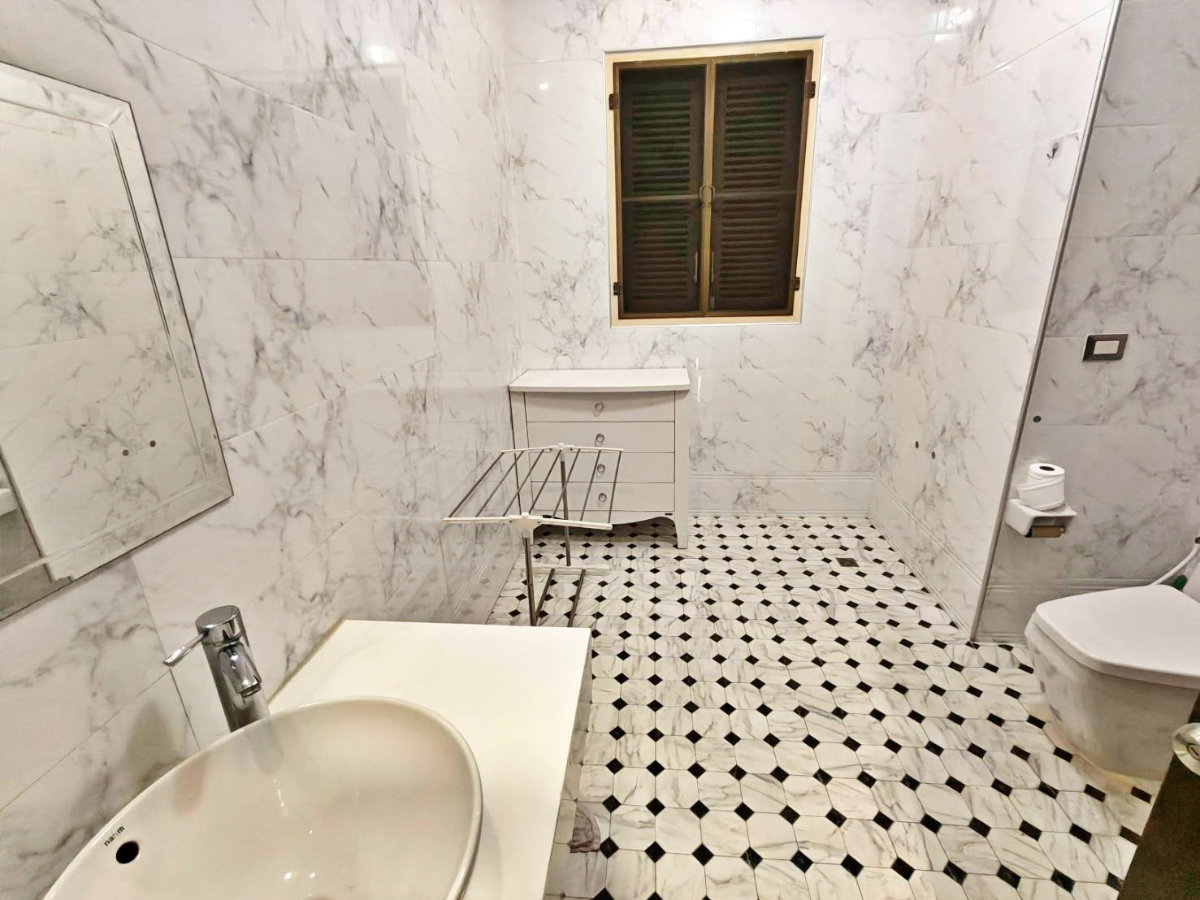 รูป ให้เช่าคอนโดใจกลางรัชดา Amanta Ratchada 87 ตรม. 2 นอน เฟอร์ครบ 35,000/ด. ติด MRT ศูนย์วัฒนธรรม  - รูปที่ 15/22