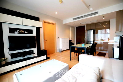 คอนโดให้เช่า : คอนโด 1-ห้องนอน ที่ สิริ แอท สุขุมวิท ใกล้ BTS ทองหล่อ (ID 2751496)