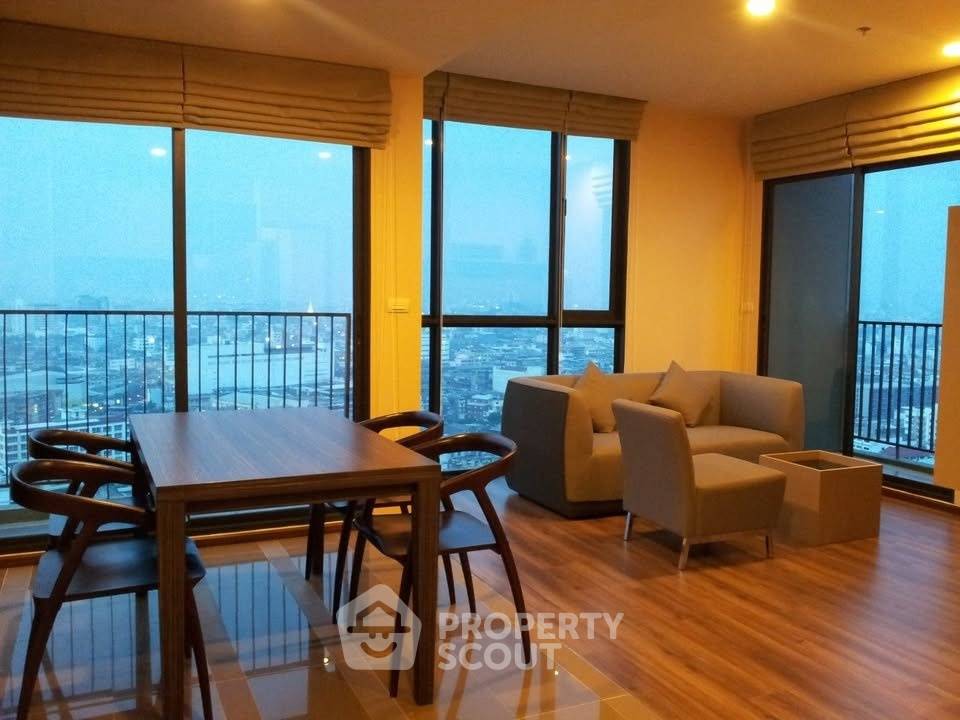 รูป คอนโด 2-ห้องนอน ที่ ทีล สาทร-ตากสิน ใกล้ BTS วงเวียนใหญ่ (ID 2479078) - รูปที่ 2/3
