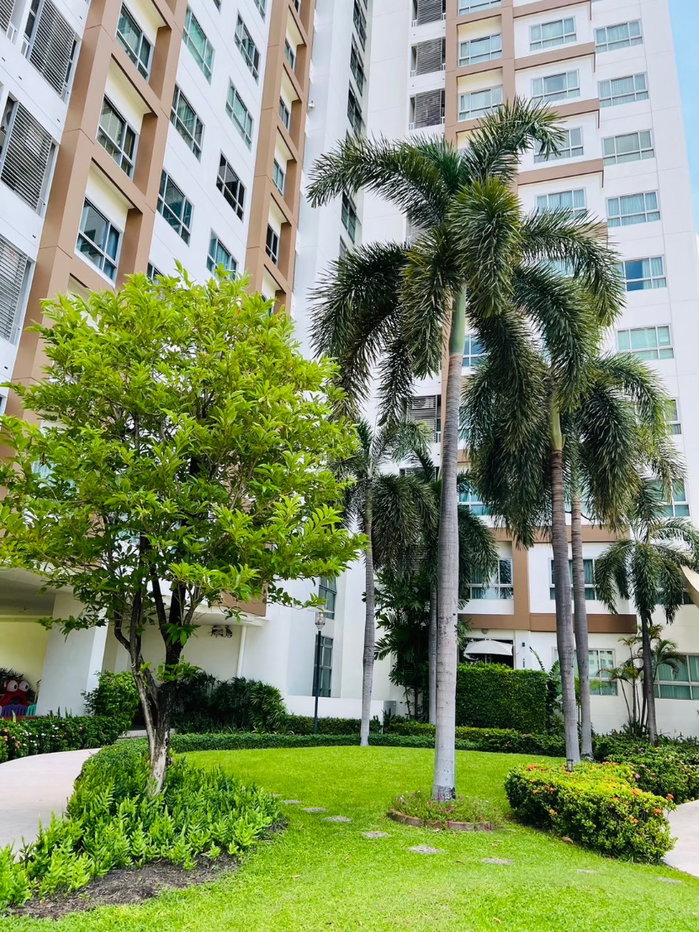 picture Q House Condo Sathon  For Sale 4,39 - 2/12