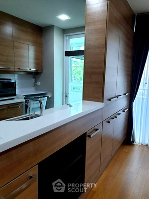 Condos for sale Ekamai International School : 2-BR Condo at Villa Sikhara Condominium close to Phrom Phong (ID 2751484)