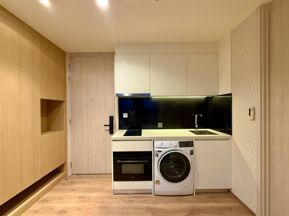 picture 23rd Floor (The Relaxing Vibe) - 10/13