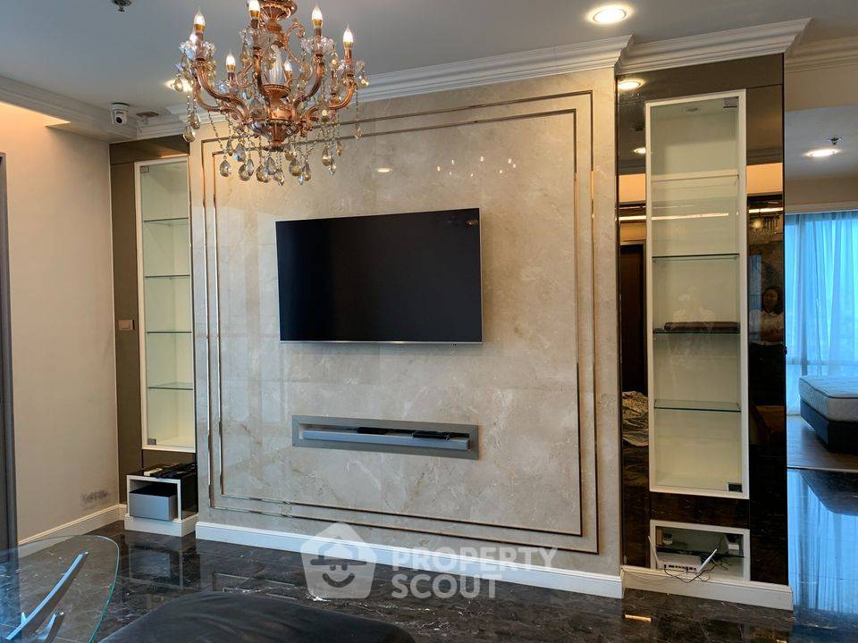 picture 2-BR Condo at Star View close to Phra Ram 3 (ID 1164462) - 2/9