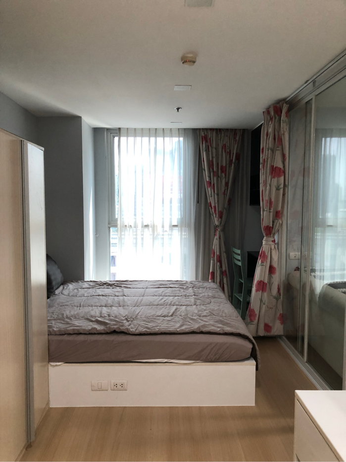 รูป 1 ห้องนอน (35 ตรม.) พร้อมเช่า ใกล้รถไฟฟ้า สายสีนำ้เงิน - รูปที่ 3/26