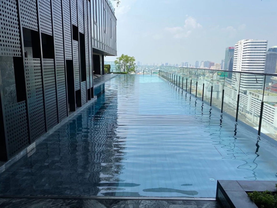 picture ❄ODuen260605 THE LINE ASOKE - RATCHADA - 10/11