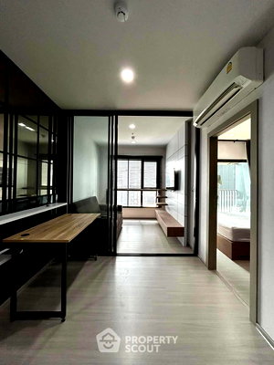 Condos for sale Big C Super Center Ratchadamri : 1-BR Condo at Life Asoke - Rama 9 near MRT Phra Ram 9 (ID 2744721)