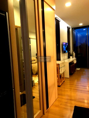 Condos for rent Sathorn Thani Tower : 🔥🔥🔥 For Rent Condo , Quad Sathon , BTS-Saint Louis , Chong Nonsi , Yannawa , Bangkok , CX-121307 ✅ Live chat with us ADD LINE @connexproperty ✅ 🔥🔥🔥
