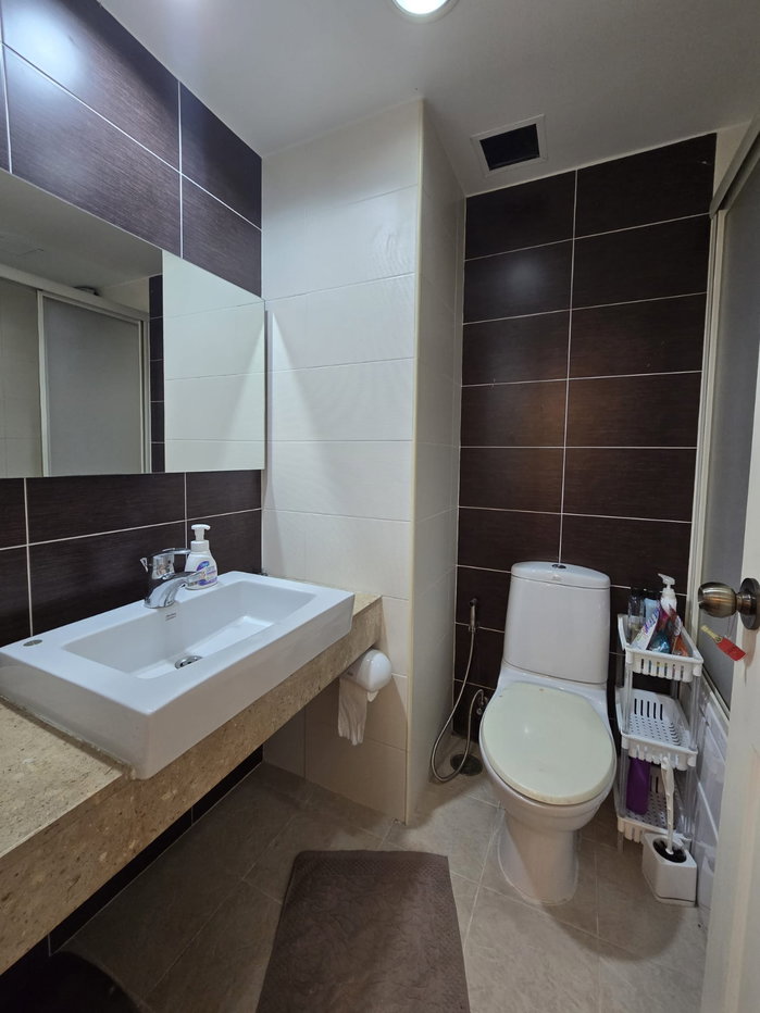 picture 1Bed 1 Bath at Lumpini Suite Sukhumvit41 - 7/9