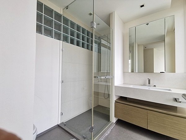 รูป LTHC5535 – The River FOR RENT 2 beds 2 baths size 75 Sq.M. Nearby BTS Charoennakorn station ONLY 55k/Month - รูปที่ 5/6