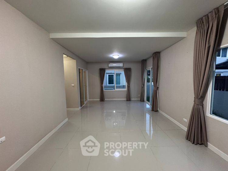 รูป บ้าน 3-ห้องนอน ที่ คณาสิริ บางนา ใน บางบ่อ (ID 2590431) - รูปที่ 9/11