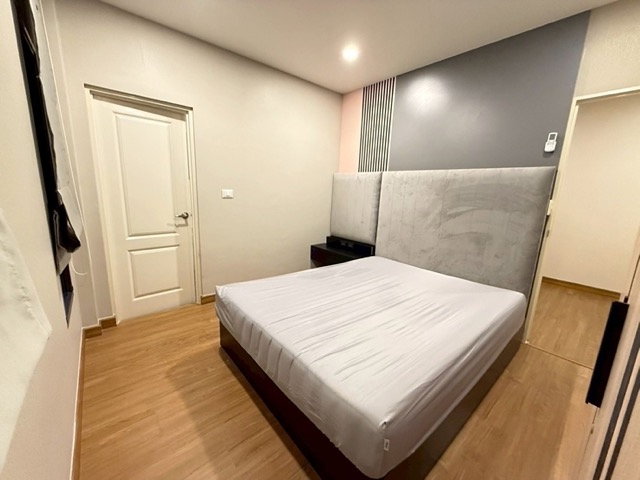 รูป MHR80 บ้านสวยทิศใต้ ลมดีไม่ร้อน! เช่า Centro พระราม 2 – พุทธบูชา 60 ตร.ว. พื้นที่ใช้สอยเยอะ 227 ตร.ม. เฟอร์ครบจัดเต็ม - รูปที่ 9/15