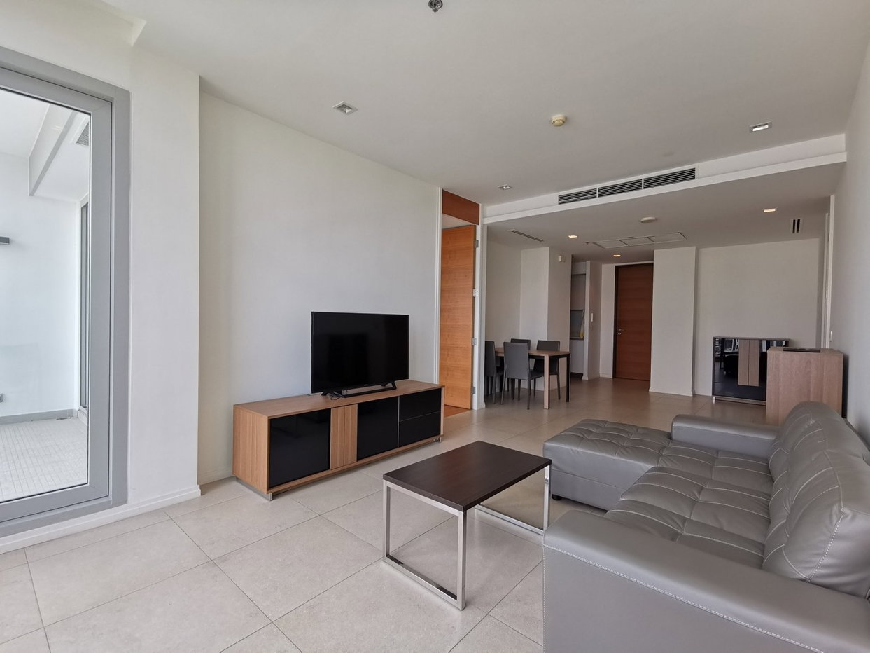 รูป LTHC5538 – The River FOR RENT 2 beds 2 baths size 101 Sq.M. Nearby BTS Charoennakorn station ONLY 65k/Month - รูปที่ 2/6