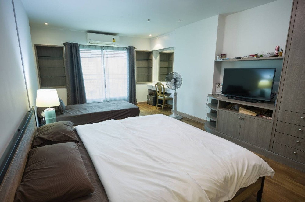 รูป Liberty Park 2 Condo, Sukhumvit, BTS Nana 11 for Sales (ขาย คอนโด ลิเบอร์ตี้พาร์ค 2 ห้องนอน 2 ห้องน้ำ ย่านสุขุมวิท ใกล้ BTS นานา) - รูปที่ 3/9