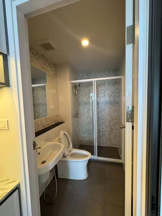 picture Condo for Rent at Regent Home Wutthakat (D6903046) - 3/12