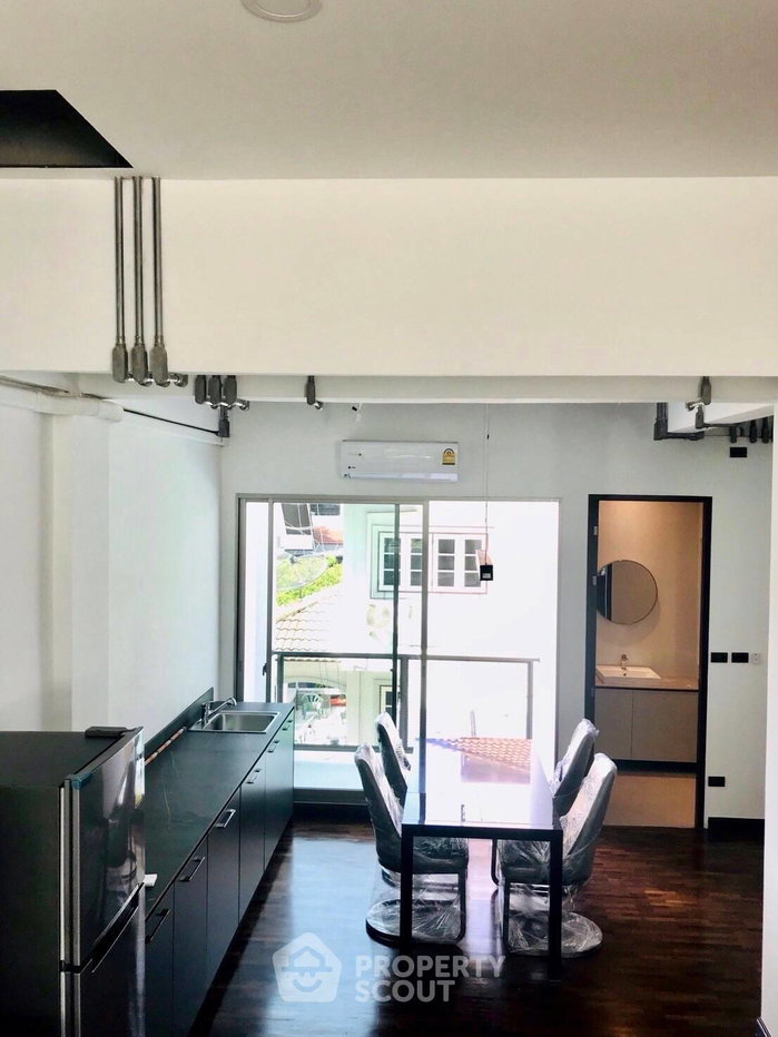 รูป ทาวน์เฮ้าส์ 4-ห้องนอน ใกล้ พร้อมพงษ์ (ID 2751832) - รูปที่ 9/9