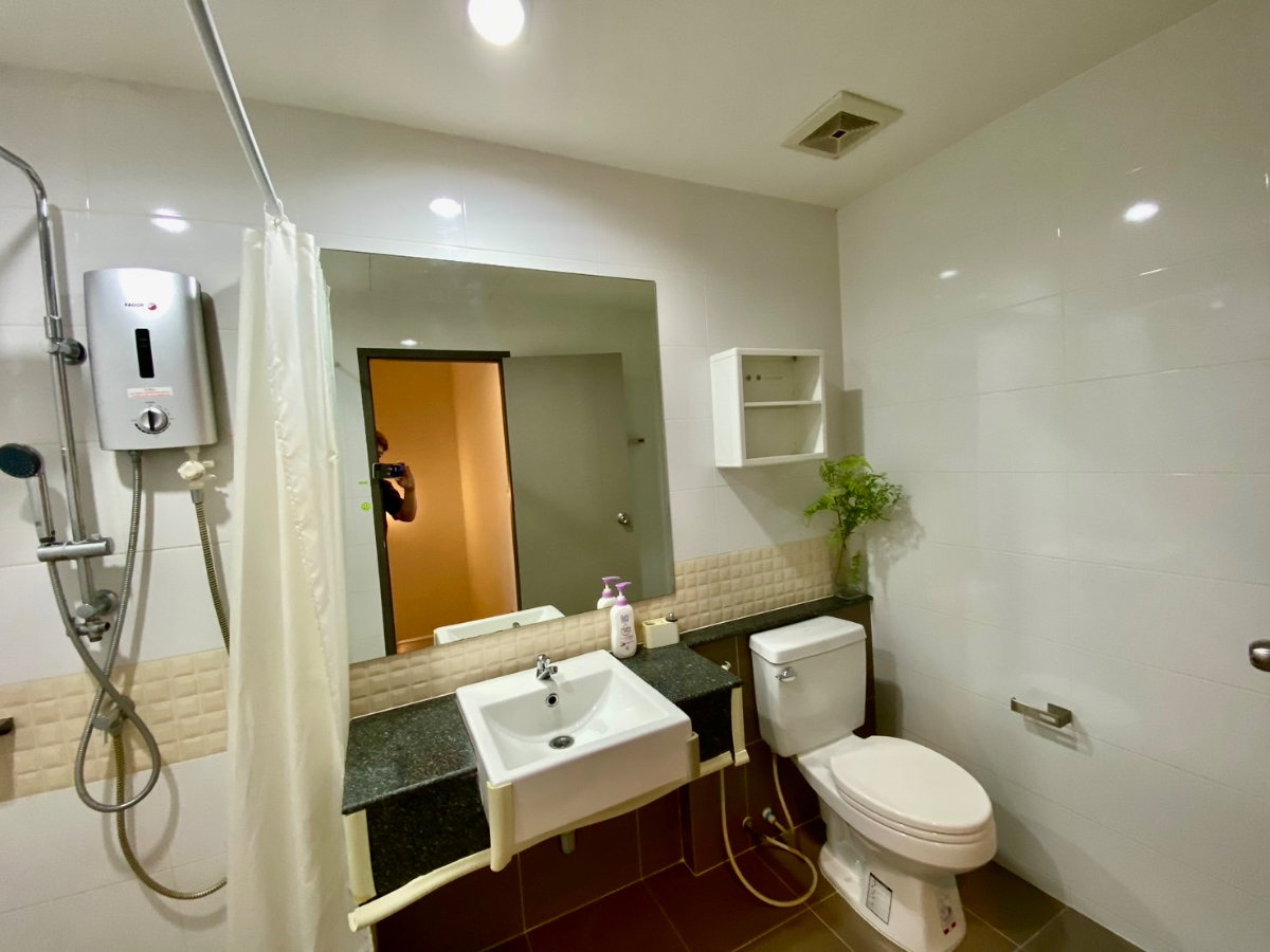 รูป ขายทาวน์โฮม 2 ชั้น Sammakorn Avenue รามอินทรา–วงแหวน บ้านสวย พร้อมอยู่ ทำเลติดถนนใหญ่ เดินทางสะดวก - รูปที่ 20/29