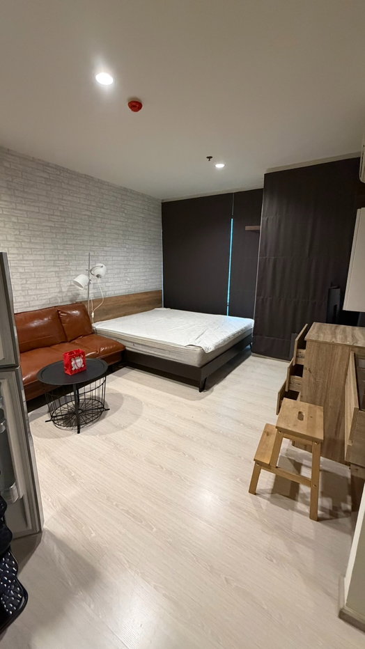 รูป MAR2201 Rhythm Asoke (ริทึ่ม อโศก) ห้องสวย เฟอร์นิเจอร์ครบ พร้อมเข้าอยู่ เดินทางสะดวก ใกล้ MRT - รูปที่ 3/5