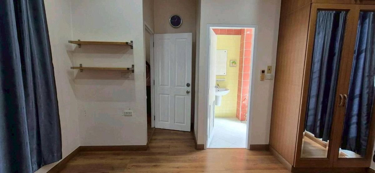 รูป ปล่อยเช่าทาวน์โฮมรีโนเวทใหม่ 3ชั้น ทำเล Rare Item ติด BTS กลันตัน! มีสวนด้วย - รูปที่ 15/22