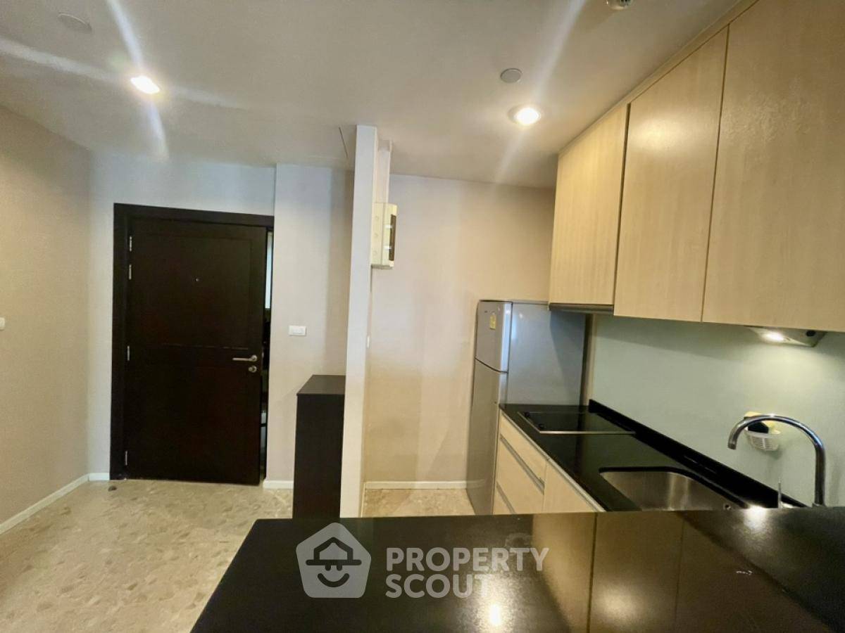 รูป คอนโด 1-ห้องนอน ที่ สาธร การ์เด้นส์ ใกล้ MRT สีลม (ID 2036829) - รูปที่ 14/22