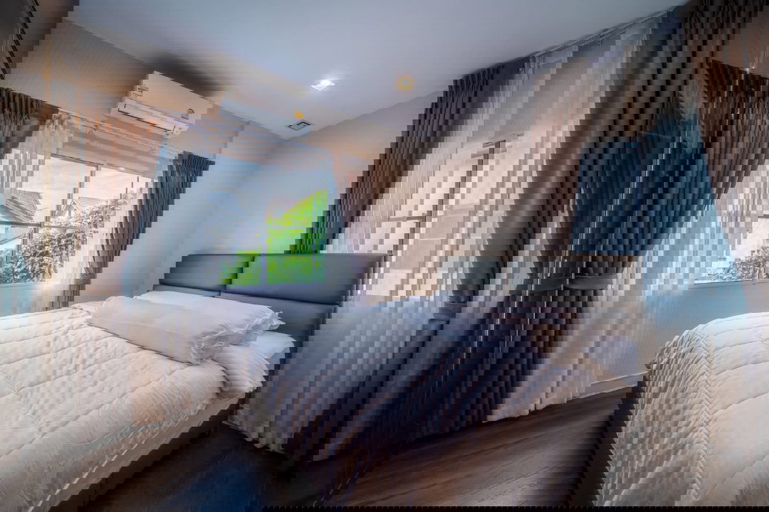 picture Nantawan Ramintra-Paholyothin 50 - 19/19