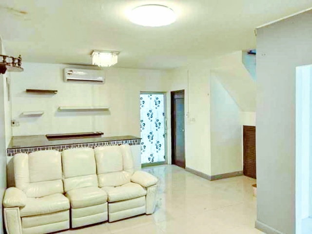 รูป โกดังรังสิต ใกล้ตลาดรังสิตคลอง2 18 ตร.ว. 150 ตร.ม. ติดถนน. รังสิต-นครนายก คลอง 2-3 ทาวน์เฮาส์ 2 ชั้น 3 นอน รร.ประชาธิปัตย์ 800 ม. - รูปที่ 8/8