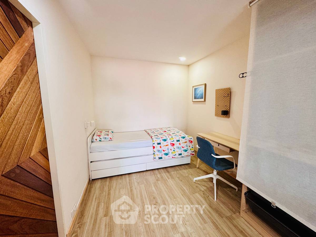 รูป คอนโด 2-ห้องนอน ที่ นาวิน คอร์ท คอนโดมิเนียม ใกล้ BTS เพลินจิต (ID 2076074) - รูปที่ 15/22