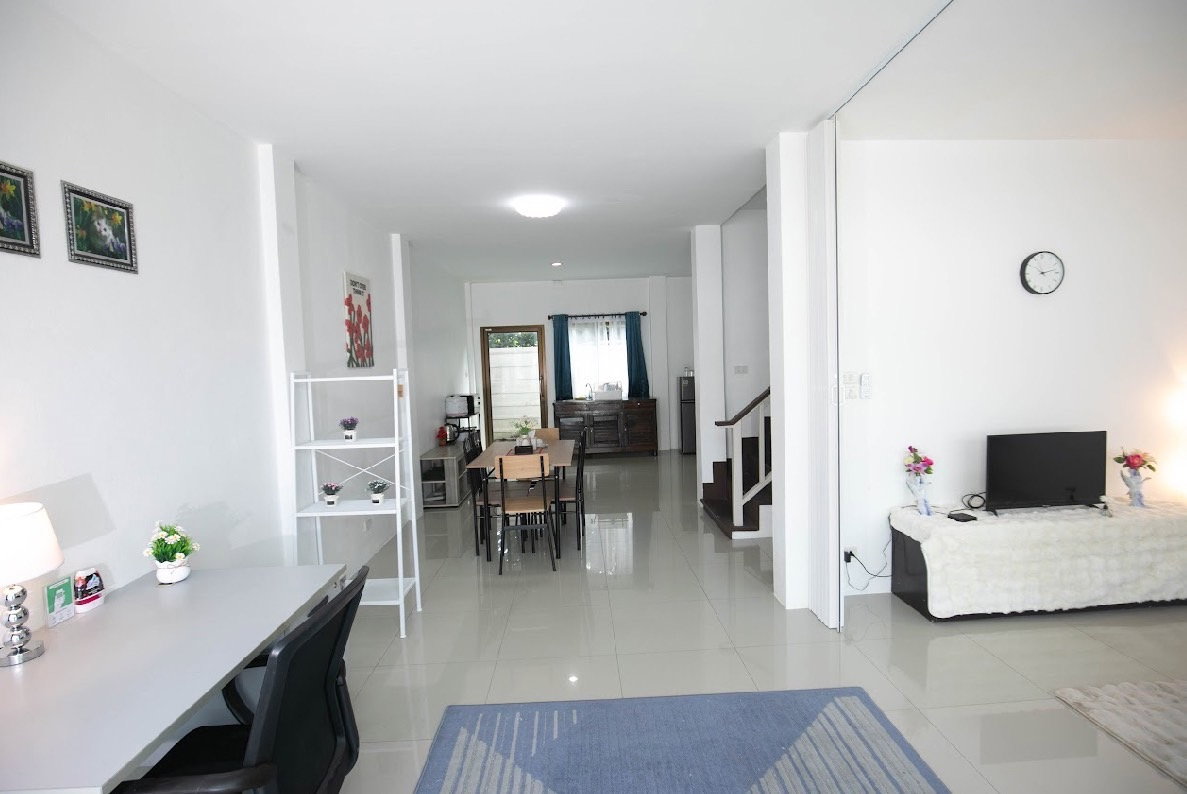 รูป 🏡 ให้เช่าทาวน์โฮม 2 ชั้น ทำเลดี หลัง รพ.กรุงเทพเชียงใหม่📍 ใกล้ถนนซุปเปอร์ไฮเวย์ เดินทางสะดวกมาก - รูปที่ 10/12