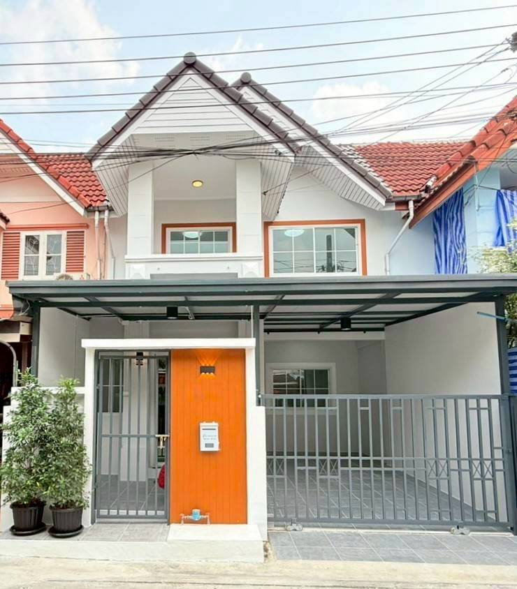 รูป บ้านสวย  ห่างถนนราชพฤกษ์เพียง 500 เมตร  #หมู่บ้านริมสวน ธนานนท์ 1  ท่าอิฐ  รีโนเวทใหม่  ใกล้ MRT บางรักน้อย ท่าอิฐ - รูปที่ 2/19
