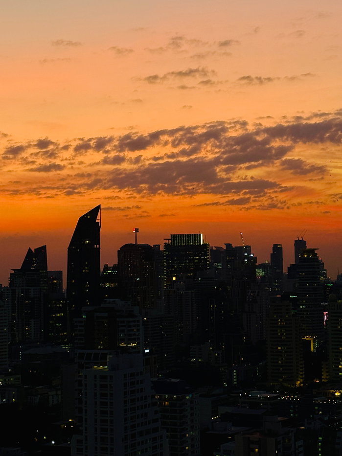 picture 23rd Floor (The Relaxing Vibe) - 3/13