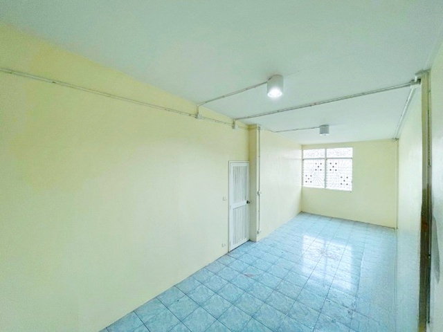 รูป แฮปปี้แลนด์ เดอะมอลล์บางกะปิ ถ.ลาดพร้าว104-113 รพ.เวชธานี 300 ม.ทาวน์เฮาส์ 3 ชั้น 3นอน 2น้ำ 18ตร.ว. - รูปที่ 7/8