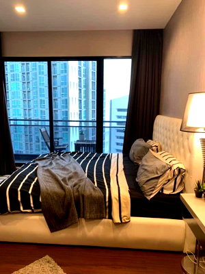 ขายคอนโด : LTH5847 – Ivy Ampio FOR SALE 3 beds 3 baths size 136 Sq.M. Near MRT Thailand Cultural Centre station ONLY 36.22 MB