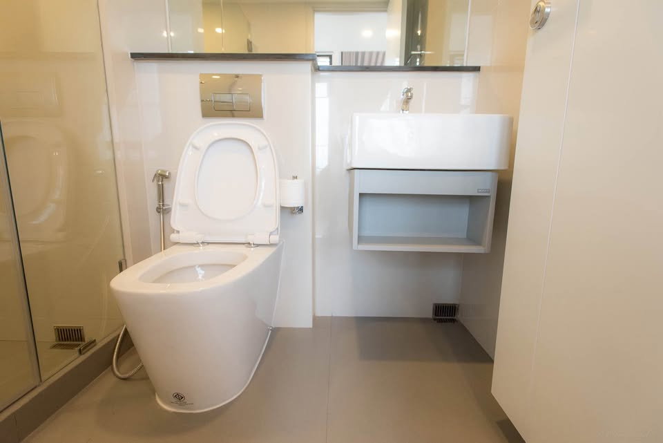 รูป Knightsbridge Prime Sathorn【𝐒𝐄𝐋𝐋 & 𝐑𝐄𝐍𝐓】🔥ดีไซน์โทนครีม สว่าง เรียบคม ให้ฟีลลักชูรี🔥 ติดต่อไลน์ไอดี: @hacondo - รูปที่ 10/10