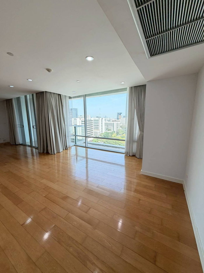 รูป Chamchuri Square Residence【𝐑𝐄𝐍𝐓】🔥ห้องดีไซน์เรียบหรู ฟีลคลาสสิก ดูแพงทุกมุม🔥 ติดต่อไลน์ไอดี: @hacondo - รูปที่ 7/10