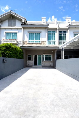 ทาวน์โฮม กรุงเทพมหานคร : ขายทาวน์โฮม อินดี้ ศรีนครินทร์ ร่มเกล้า 2นอน 3 น้ำ ถูกสุดในโครงการ