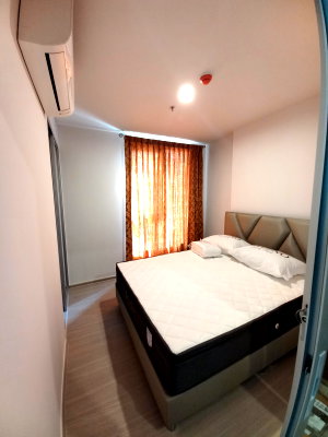 Condos for rent : The Parkland Phetkasem 56 Room for rent