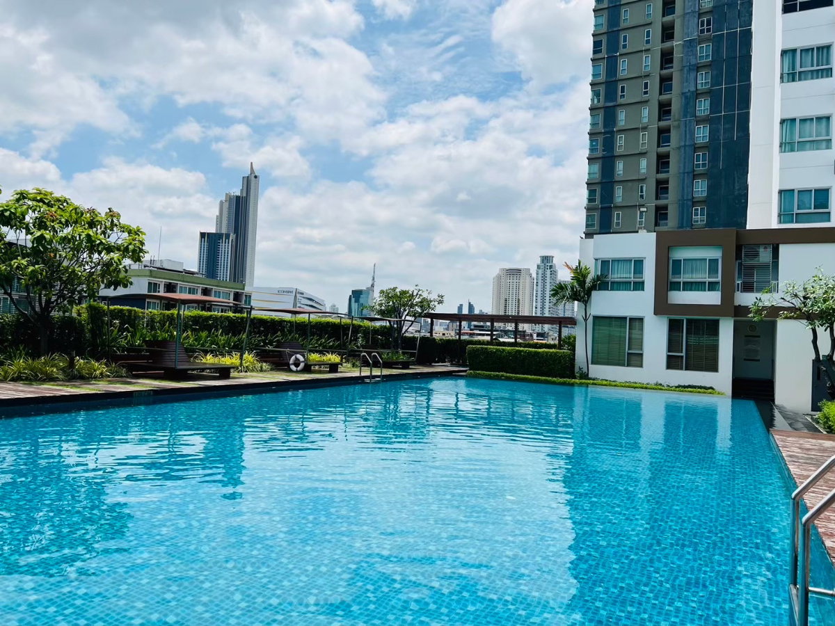 picture Q House Condo Sathon  For Sale 4,39 - 4/12