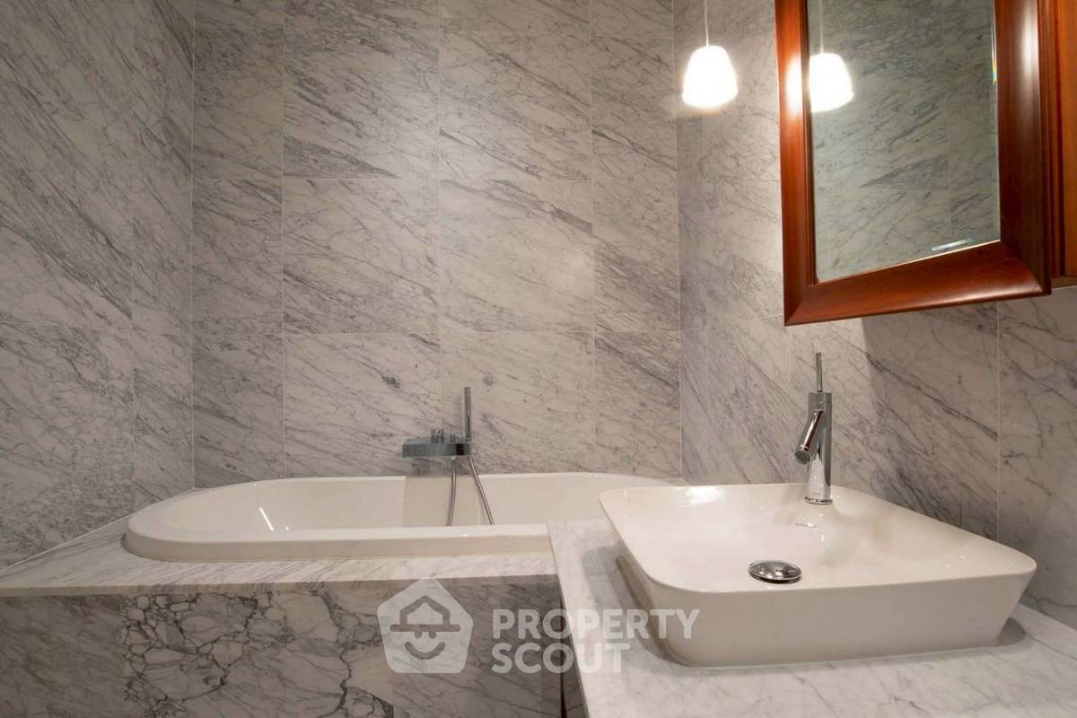 picture 1-BR Condo at Khun By Yoo near BTS Thong Lor (ID 2497841) - 11/13