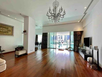 LTH5921 – Le Raffine Sukhumvit 39 FOR SALE 2 beds 4 baths size 237 Sq.M. Nearby BTS Phrom Phong station ONLY 39 MB