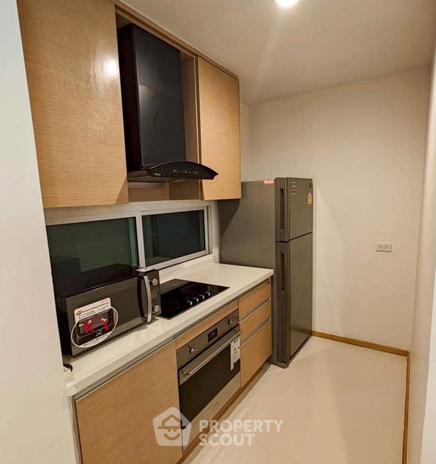 รูป คอนโด 2-ห้องนอน ที่ ดิ เอ็มโพริโอ เพลส ใกล้ BTS พร้อมพงษ์ (ID 2748272) - รูปที่ 3/6