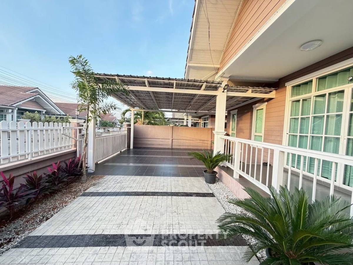 picture 3-BR House in Nong Pla Lai (ID 2752037) - 4/14