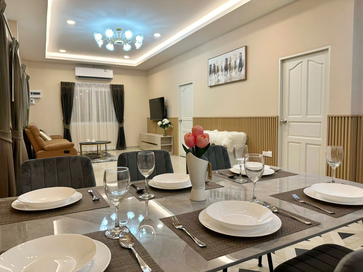 รูป บ้านเดี่ยวเรโนเวทใหม่ทั้งหลัง เนื้อที่กว้าง 207 ตารางวา พร้อมสระว่ายน้ำส่วนตัว พัทยา พร้อมอยู่ - รูปที่ 44/48