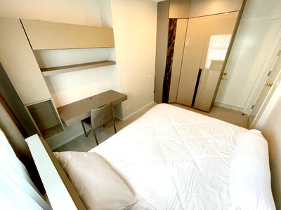 Condos for rent : Aspire Sathorn Thapra【𝐑𝐄𝐍𝐓】🔥Clean, modern style with matching furniture throughout the room.🔥 Contact Line ID: @hacondo