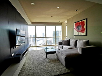 คอนโดให้เช่า : LTHC5539 – The River FOR RENT 2+1 beds 2 baths size 133 Sq.M. Nearby BTS Charoennakorn station ONLY 65k/Month