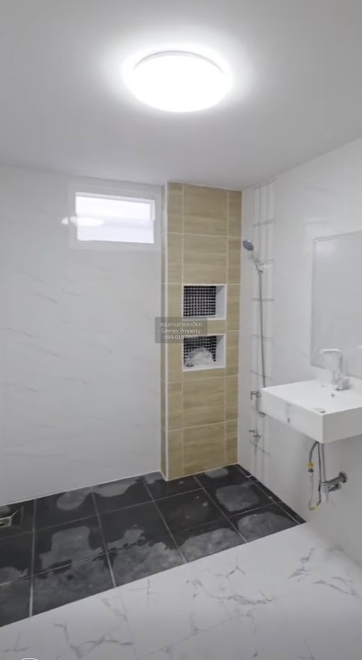 รูป ขายบ้าน บ้าน สกุลทิพย์ รีโนเวทใหม่ ศาลาธรรมสพน์ เขต ทวีวัฒนา กรุงเทพ CX-149317 ✅ ทักไลน์ @connexproperty ตอบทันที ทีมงานมืออาชีพ ✅ - รูปที่ 6/6