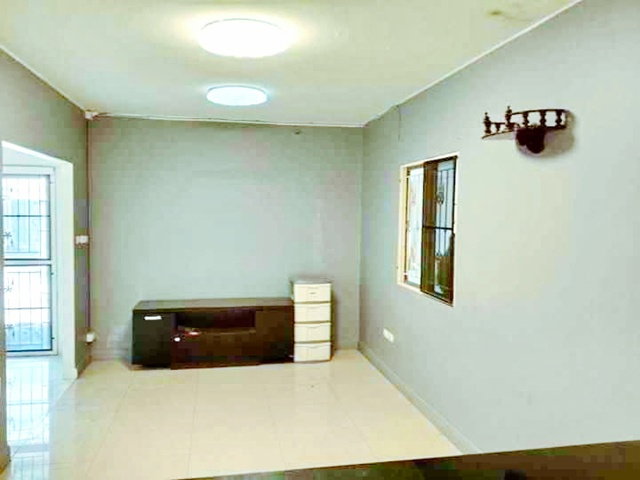 รูป ติดถนน. รังสิต-นครนายก คลอง 2-3 ทาวน์เฮาส์ 2 ชั้น 3 นอน โกดังรังสิต ใกล้ตลาดรังสิตคลอง2 18 ตร.ว. 150 ตร.ม. รร.ประชาธิปัตย์ 800 ม. - รูปที่ 3/8