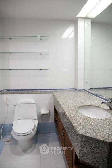 รูป คอนโด 2-ห้องนอน ที่ อโศก เพลส ใกล้ MRT สุขุมวิท (ID 384676) - รูปที่ 1/8
